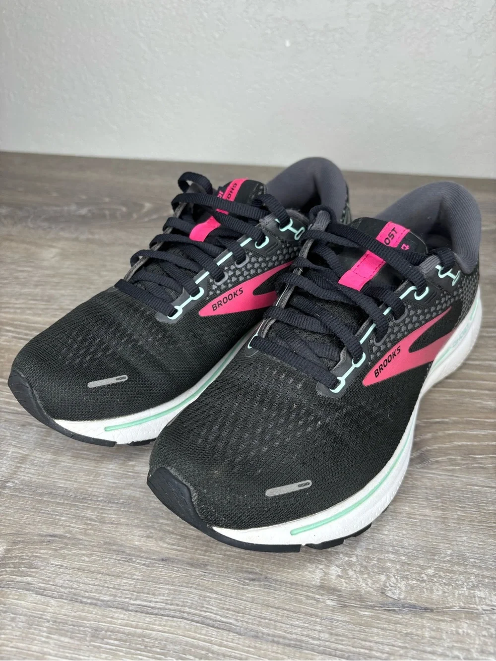 Brooks Ghost 14 Women's Size 8.5 B (Medium) Running Shoes Black Excellent